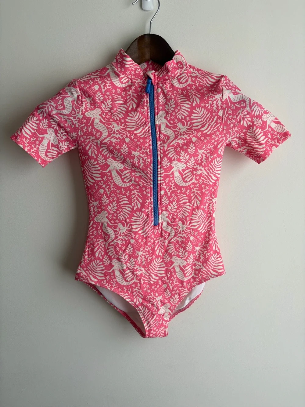 Mini Boden Pink Short-Sleeve Zip Front One-Piece Swimsuitsize 11-12 Years/ 152cm